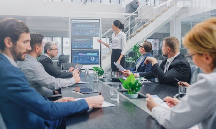 Redefining the Manager’s Role From Director to Integrator