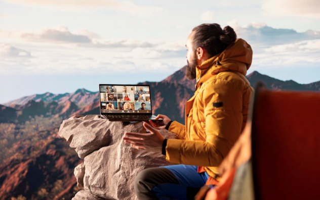 Interactive Storytelling on Streaming Platforms