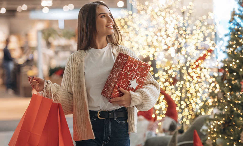 Holiday Spending Plans: How to Set a Budget Before the Season Starts